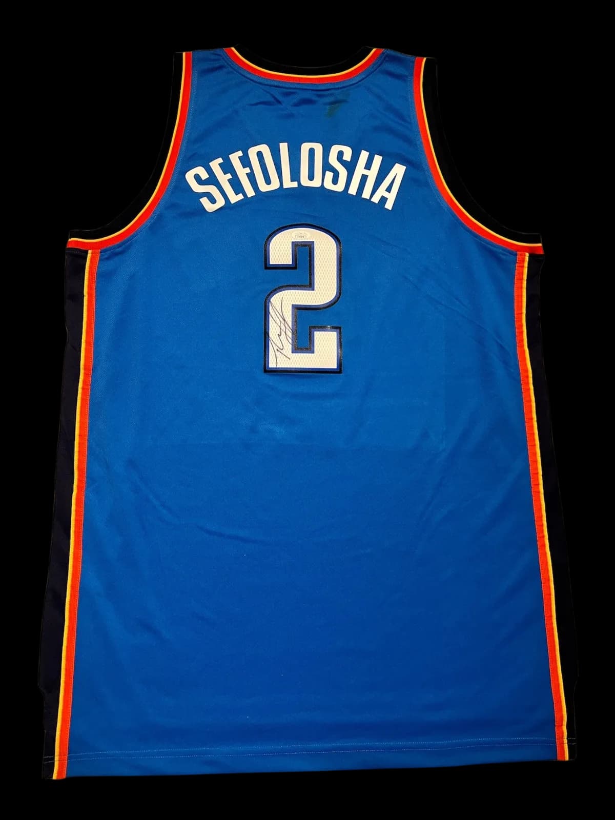 Maillot signé par Thabo Sefolosha