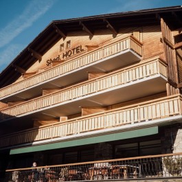 Shed hotel